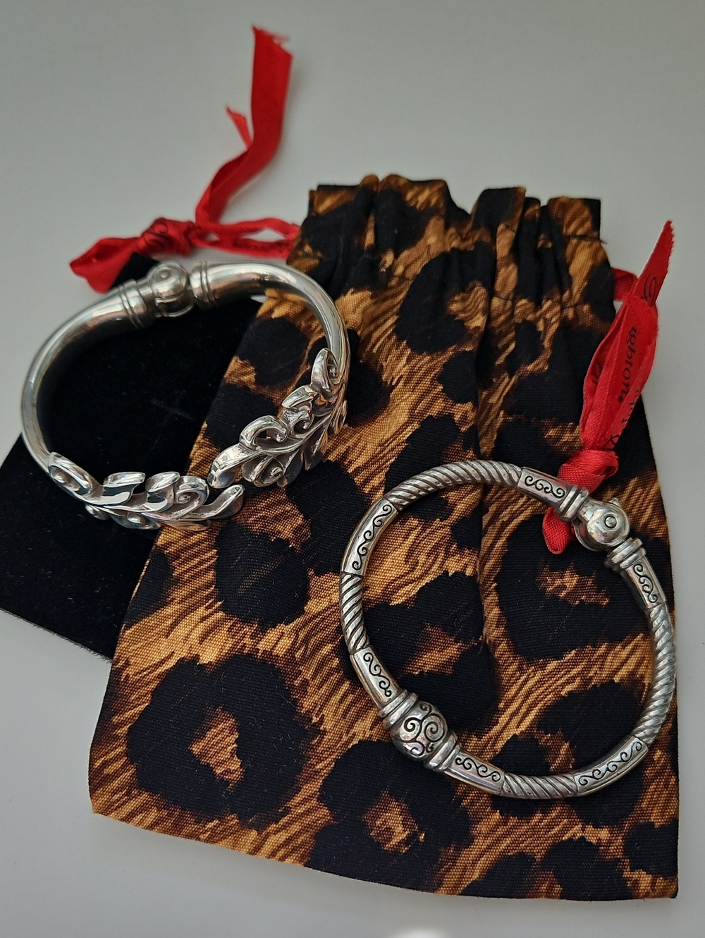 ✨️ Brighton Silver-Tone Set of Two Hinged Bracelets